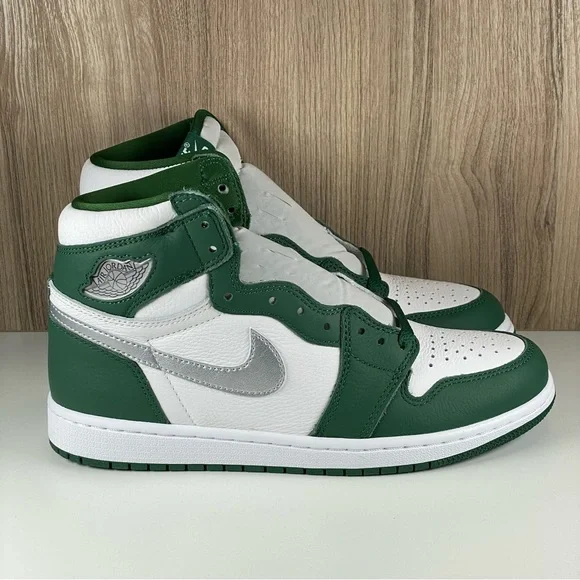 Jordan | Shoes | Nike Air Jordan Retro High Og Shoes Gorge  display picture 1